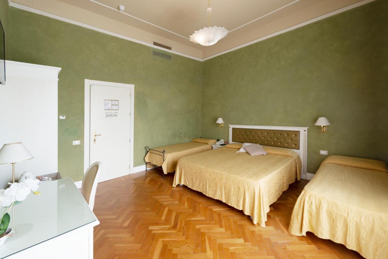 ליבורנו Hotel Gennarino מראה חיצוני תמונה