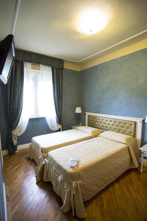 ליבורנו Hotel Gennarino חדר תמונה